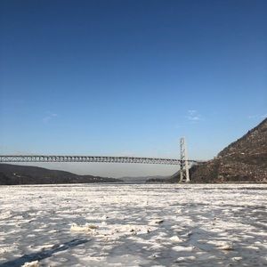 Meet your Posher, Sola